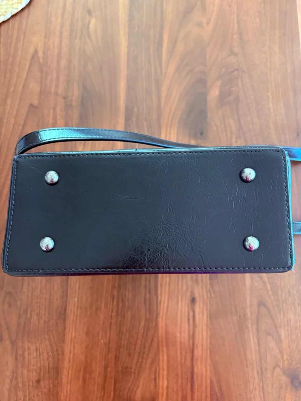 Kate Gabrielle stylish black